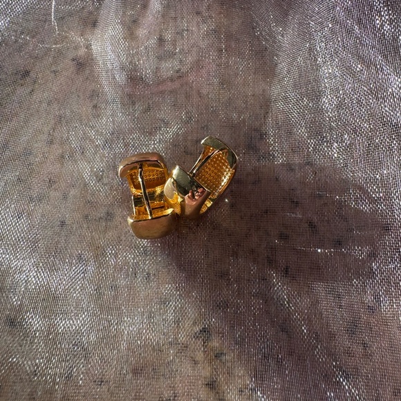 Quince Chunky Gold Hoop Earrings 14k Vermeil - Picture 4 of 12